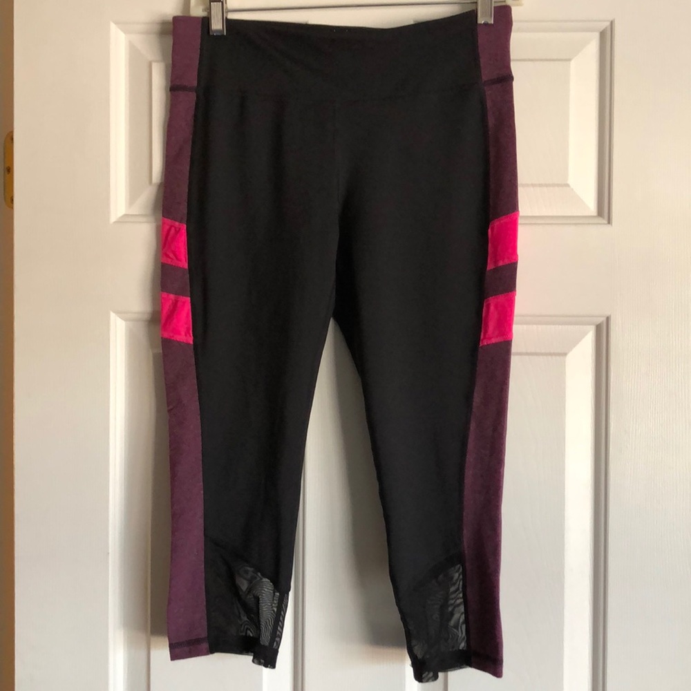 Ideology Crop Leggings Black Pink size M